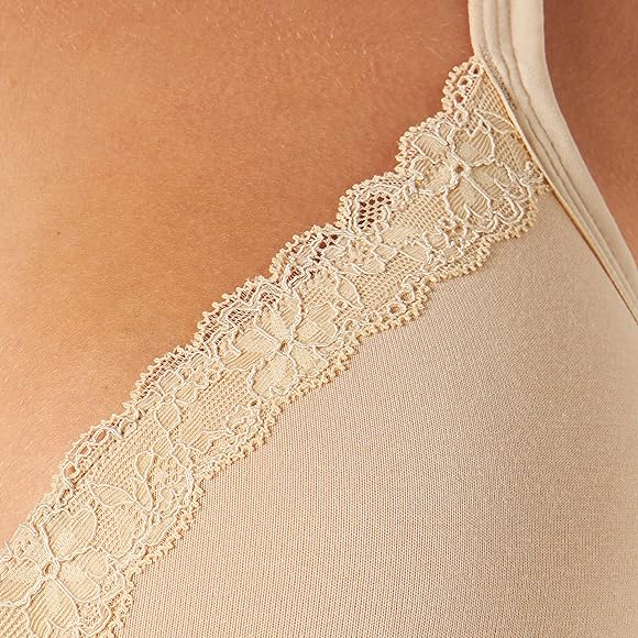 Iris & Lilly Women's Cotton Non-wired Padded Bra, 80E