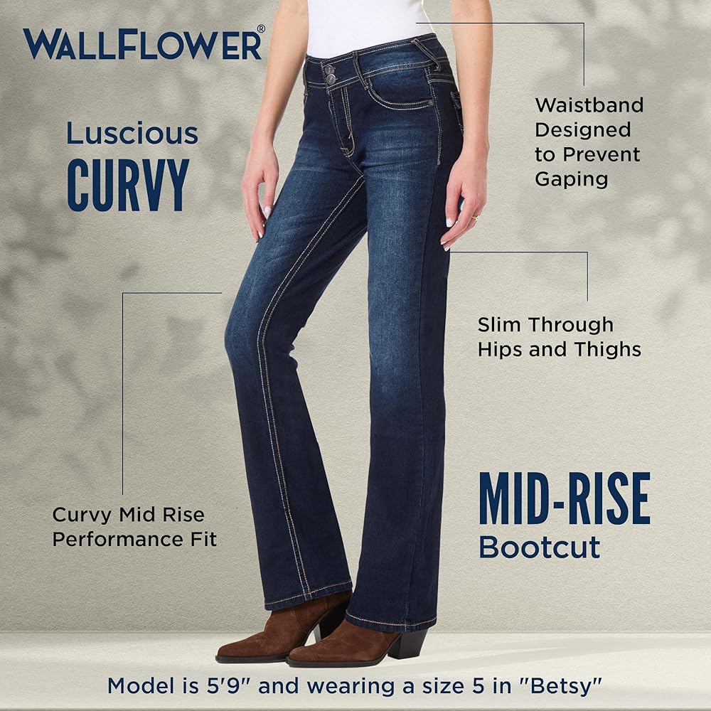 WallFlower Women's Instastretch Luscious Curvy Bootcut Jeans